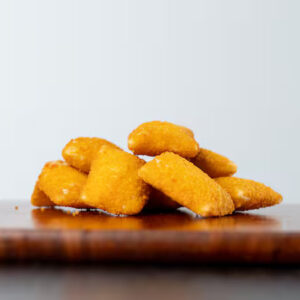 queijo gouda empanado 8 un   +cupom delivery