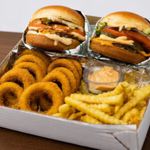 bako box 30  fritas + onion rings   +cupom delivery