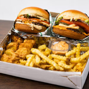 bako box 40  fritas + nuggets   +cupom delivery