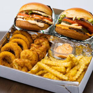 bako box 50  fritas + nuggets + onion rings   +cupom delivery